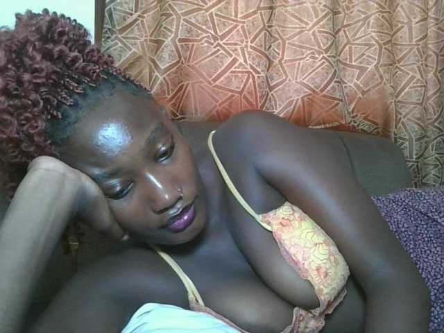 Missprettygal's BongaCams show and profile