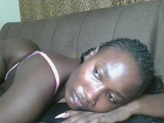 Missprettygal's BongaCams show and profile