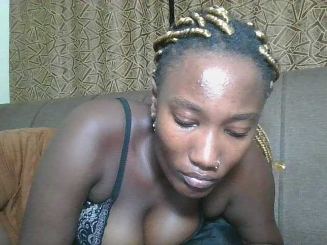 Missprettygal's BongaCams show and profile