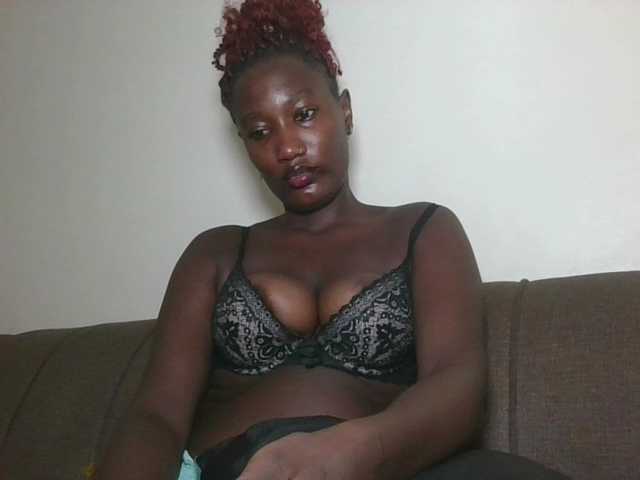 Missprettygal's BongaCams show and profile