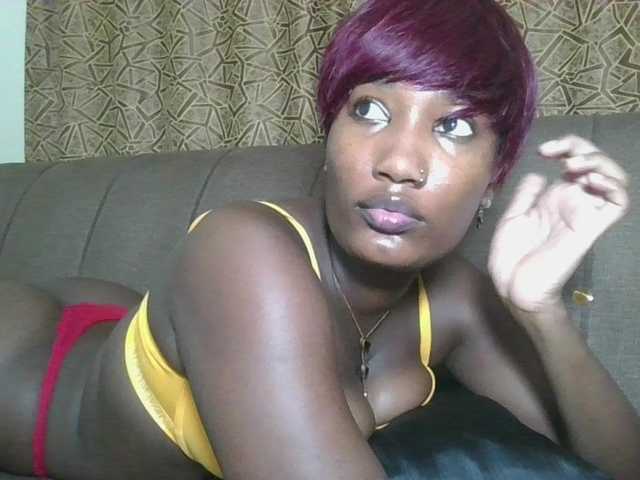 Missprettygal's BongaCams show and profile