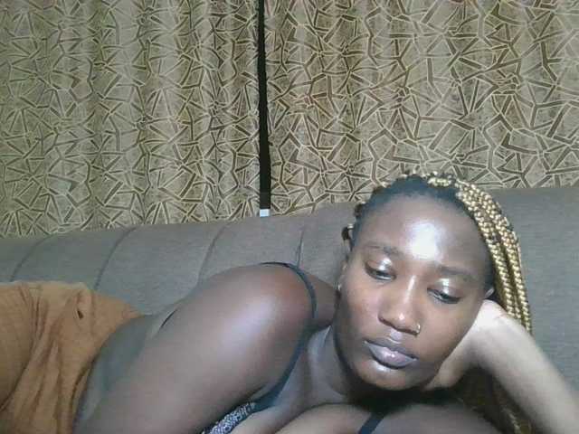 Missprettygal live cam profile