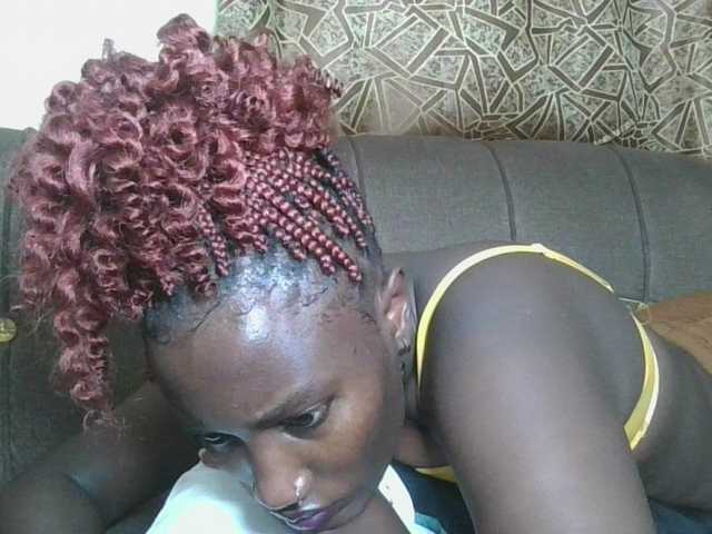 Missprettygal's BongaCams show and profile