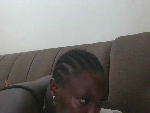 Missprettygal's BongaCams show and profile