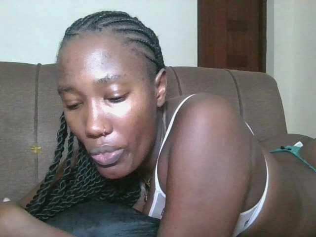 Missprettygal's BongaCams show and profile