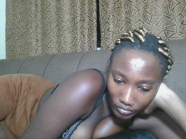 Missprettygal's BongaCams show and profile