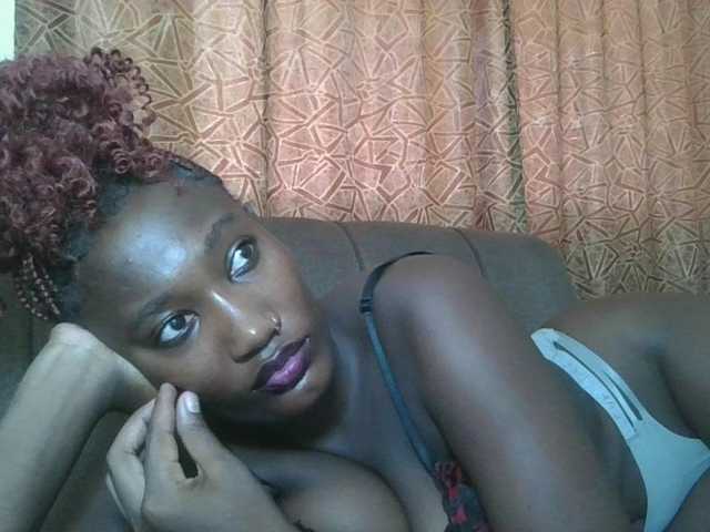 Missprettygal's BongaCams show and profile