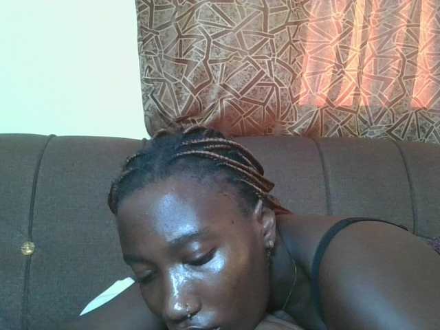 Missprettygal's BongaCams show and profile