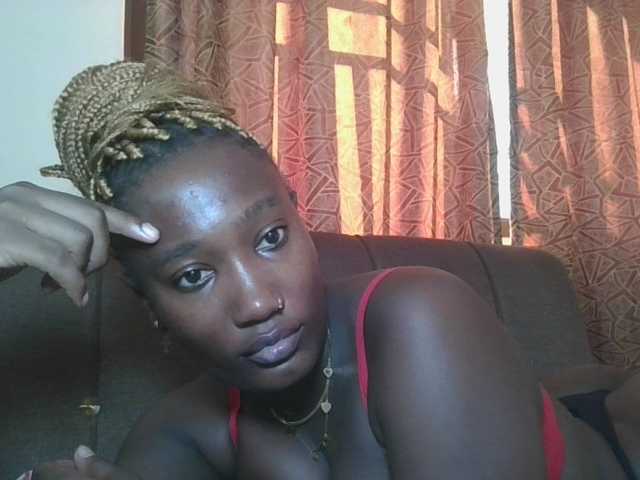 Missprettygal's BongaCams show and profile