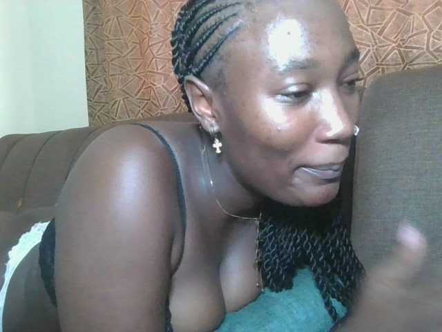 Missprettygal's BongaCams show and profile