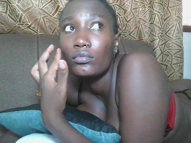 Missprettygal's BongaCams show and profile