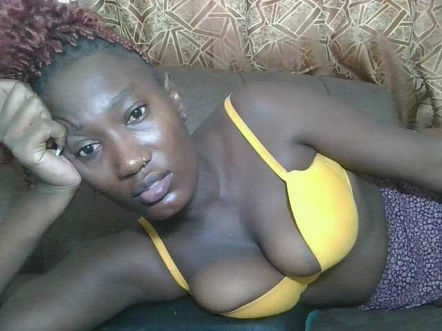 Missprettygal's BongaCams show and profile