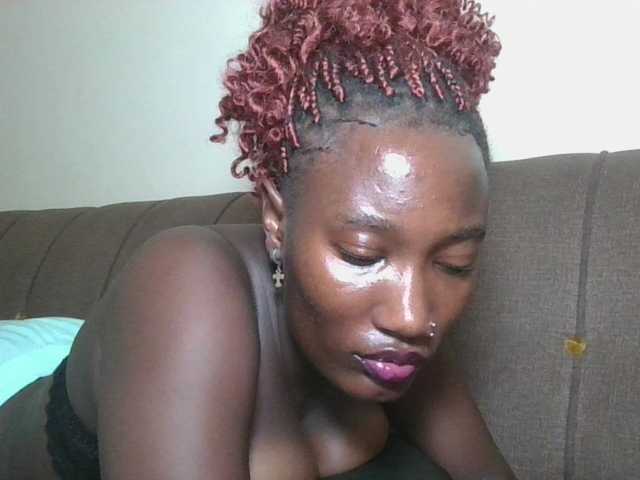 Missprettygal Live Cam on BongaCams