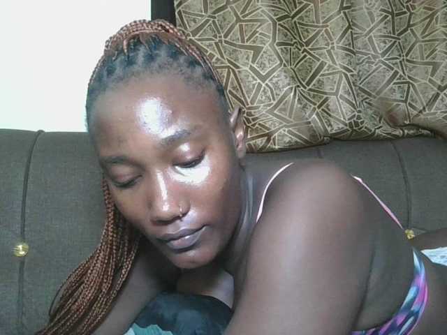 Missprettygal's BongaCams show and profile