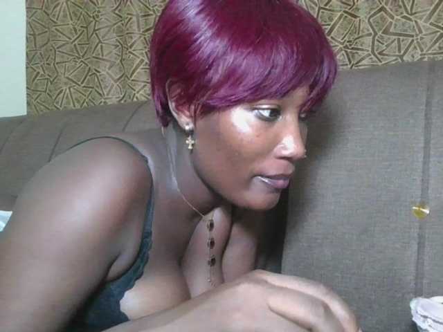 Missprettygal live cam profile