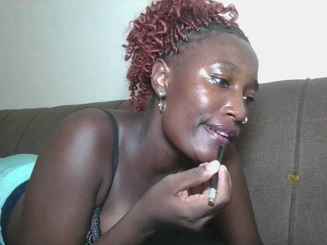 Missprettygal Live Cam on BongaCams