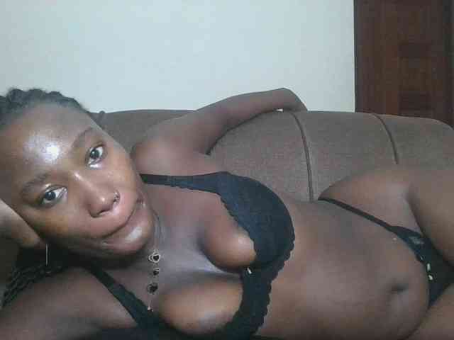 Missprettygal Live Webcam on BongaCams