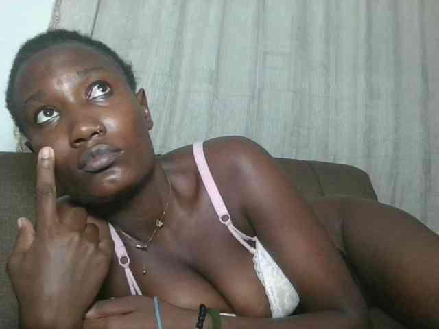 Missprettygal webcam