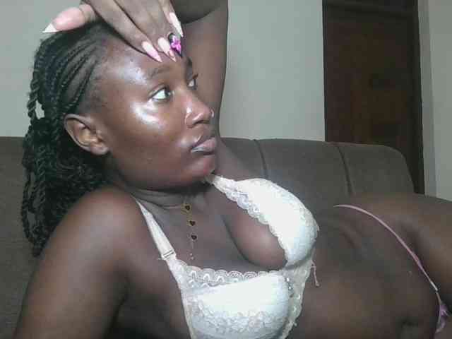 Missprettygal Live Webcam on BongaCams