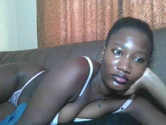 Missprettygal Live Webcam on BongaCams