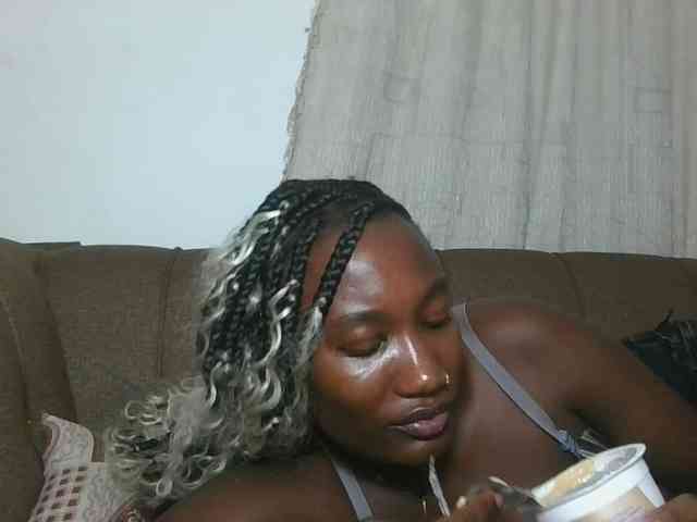 Missprettygal webcam