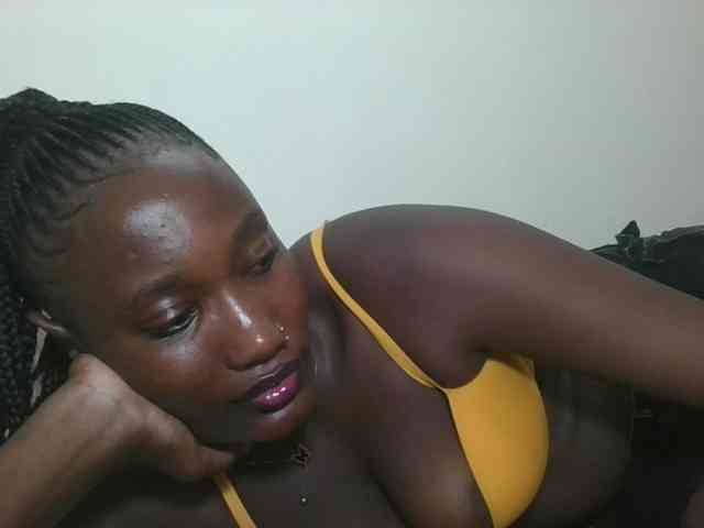 Missprettygal Live Webcam on BongaCams