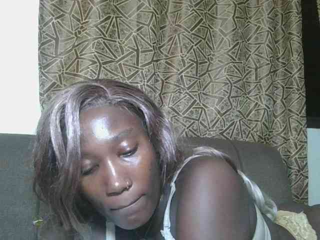 Missprettygal webcam