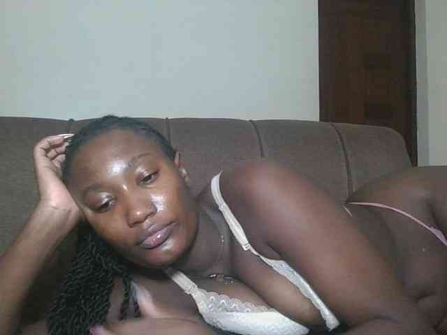 Missprettygal Live Webcam on BongaCams