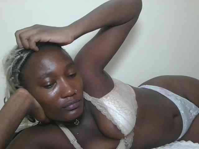 Missprettygal webcam