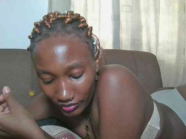 Missprettygal webcam