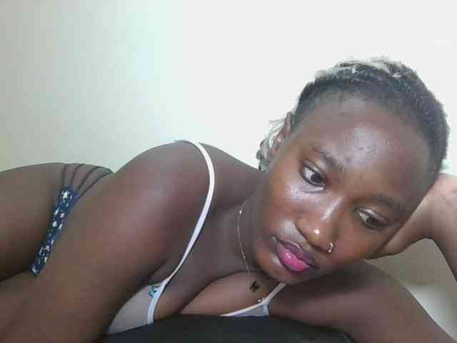 Missprettygal webcam