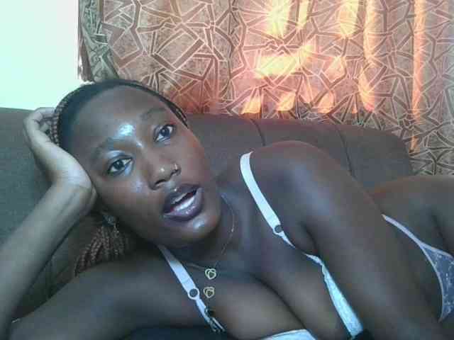 Missprettygal webcam