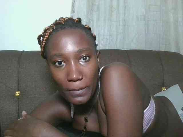 Missprettygal Live Webcam on BongaCams