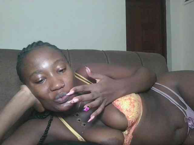 Missprettygal Live Webcam on BongaCams