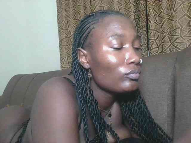 Missprettygal Live Webcam on BongaCams