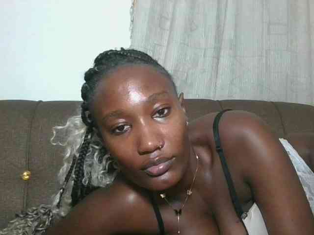 Missprettygal webcam