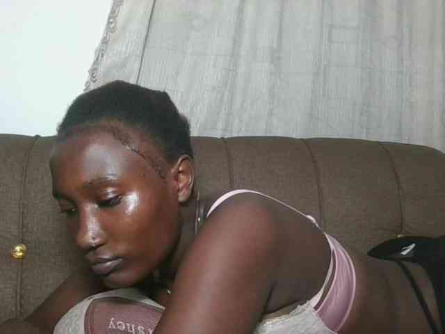 Missprettygal webcam
