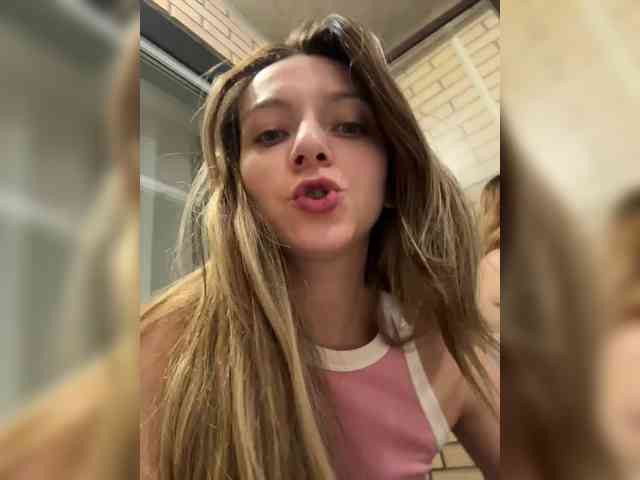 private live webcam NataChristat