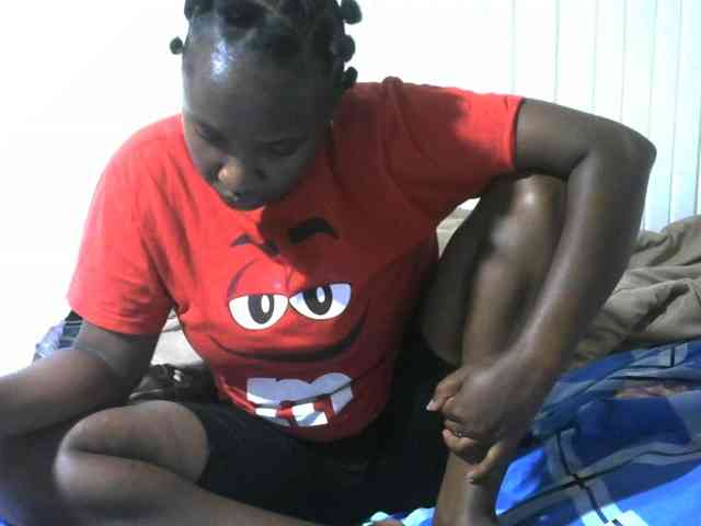 Sexyebony004 webcam