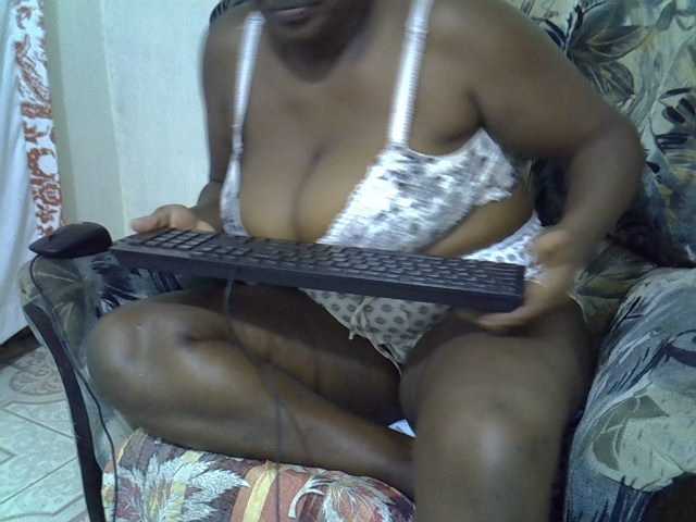 big-tirries on BongaCams 
