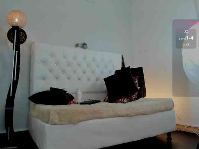 sarah-temptation sarah-temptation