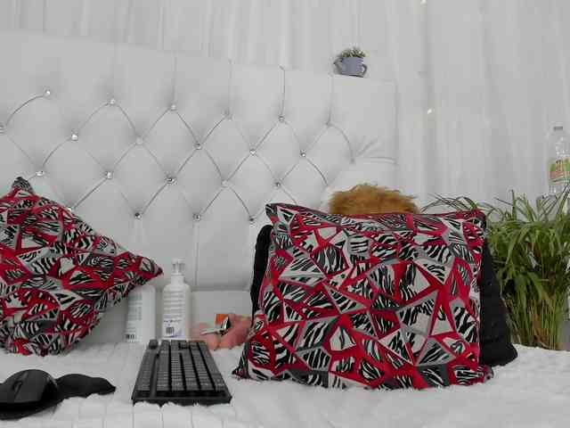 sarah-temptation webcam