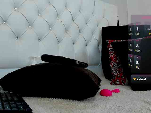 sarah-temptation webcam