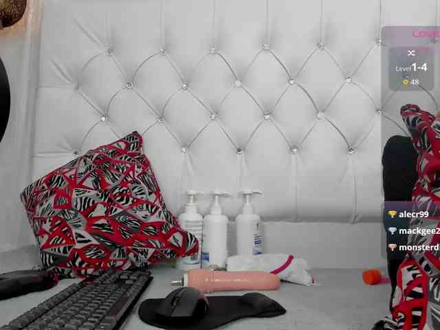 sarah-temptation webcam