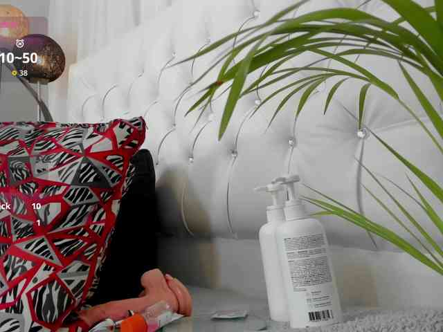 sarah-temptation webcam