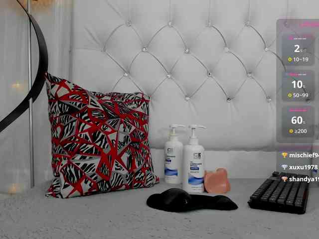 sarah-temptation webcam