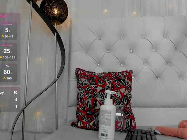 sarah-temptation webcam