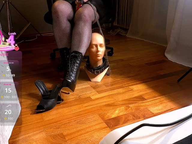 Lubdom's BongaCams show and profile