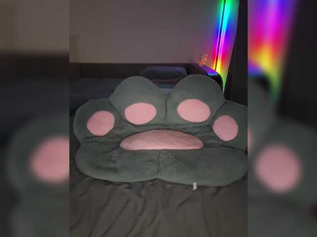 -CherryBerry-'s BongaCams show and profile