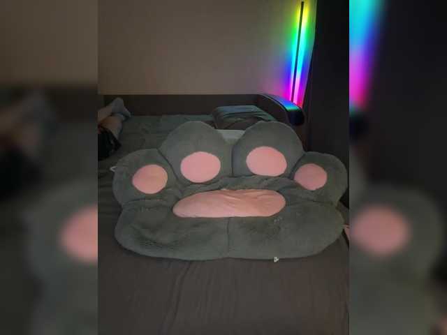 -CherryBerry-'s BongaCams show and profile